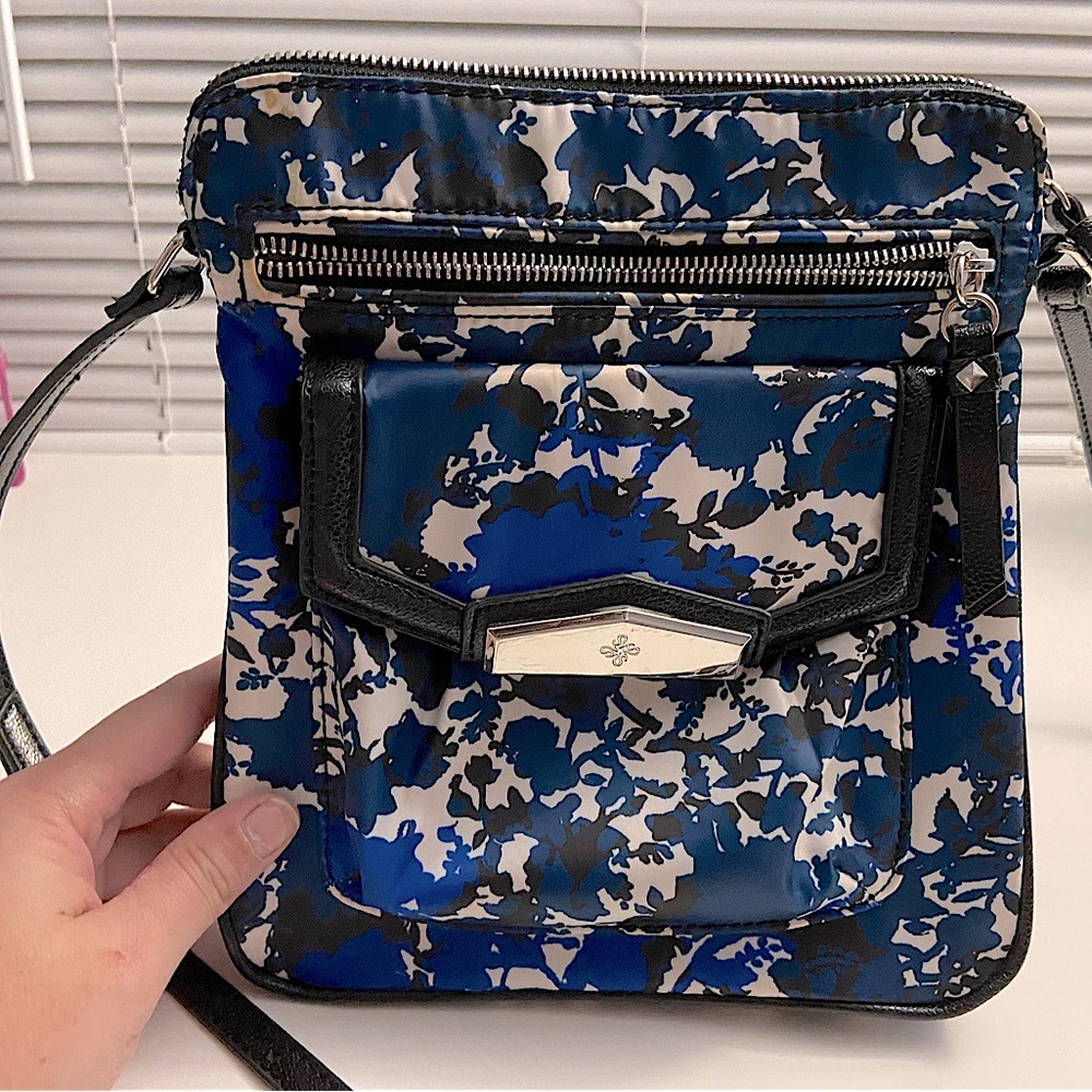 Simply Vera Vera Wang Crossbody Purse